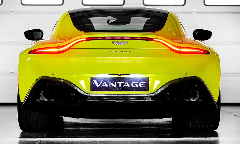 Aston Martin Vantage (2017)