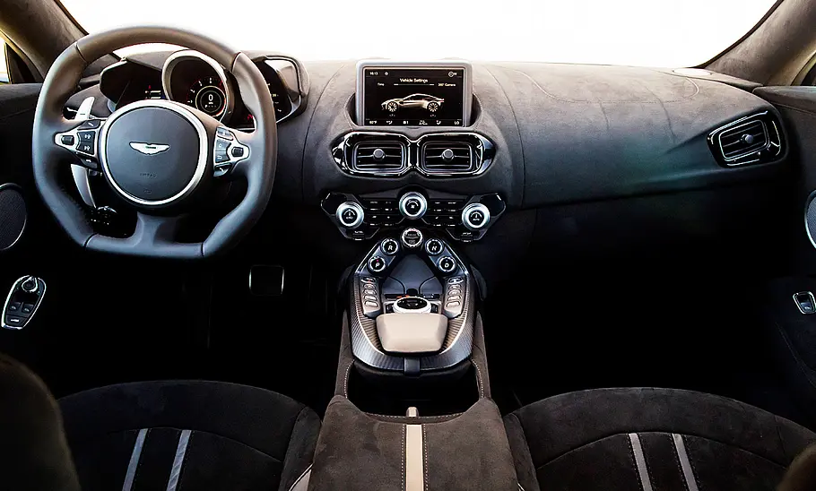 Aston Martin Vantage (2017)