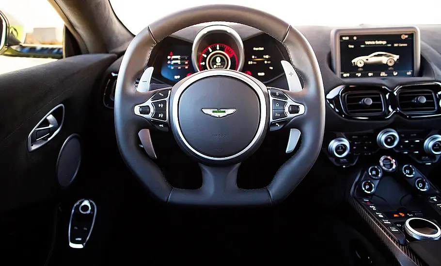 Aston Martin Vantage (2017)