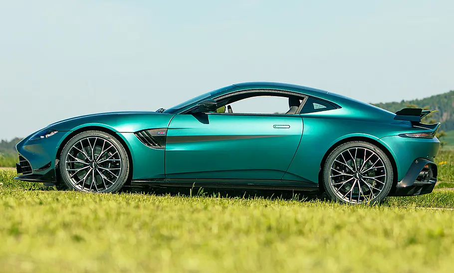 Aston Martin Vantage F1 Edition (2021) Aston Martin Vantage F1 Edition (2021)
