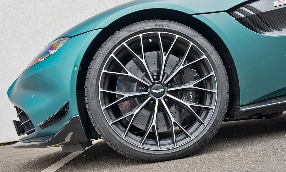 Aston Martin Vantage F1 Edition