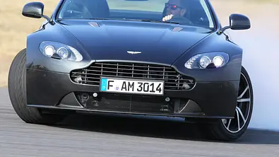 Aston Martin Vantage SP10 2013 Sondermodell Sport-Coupé V8 Test