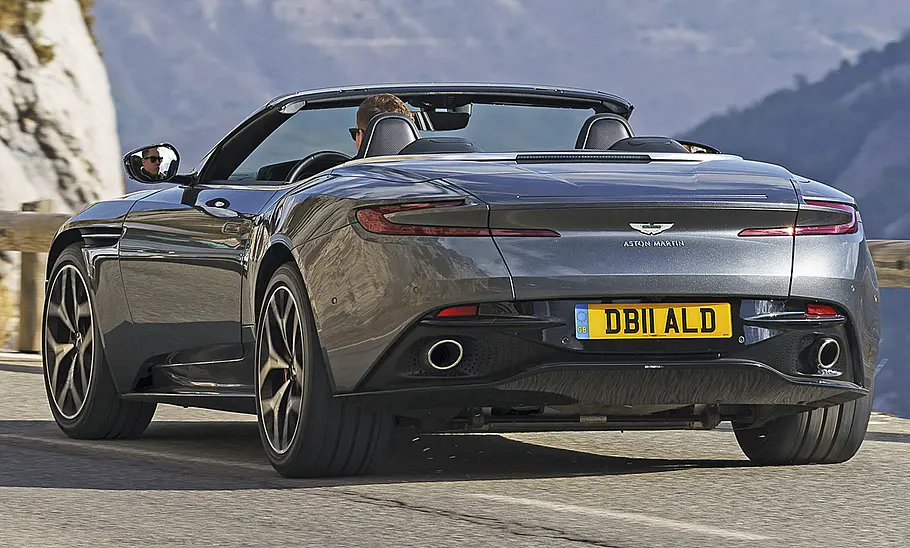 Aston Martin DB11 Volante (2018)