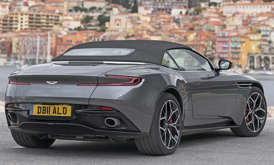 Aston Martin DB11 Volante (2018)