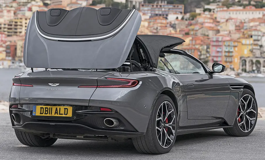Aston Martin DB11 Volante (2018)