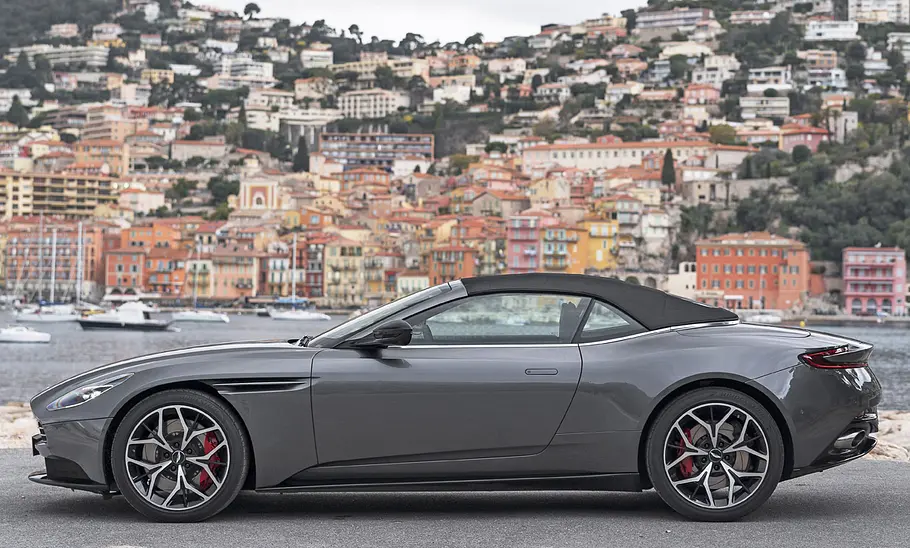 Aston Martin DB11 Volante (2018)
