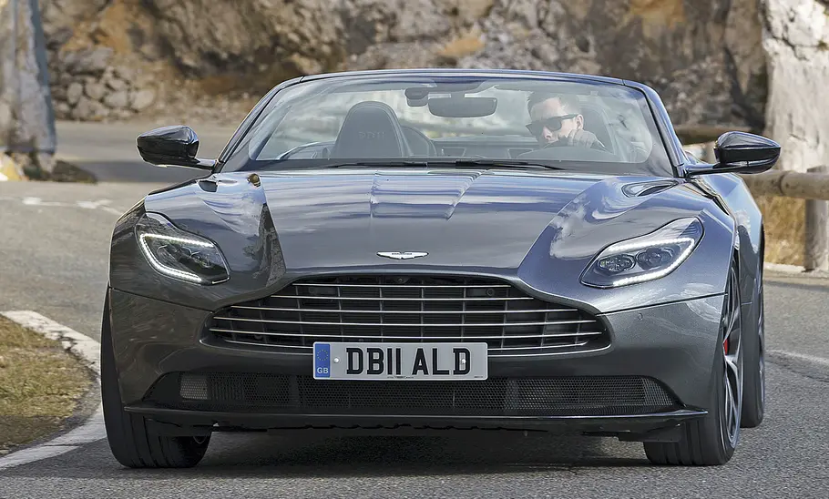 Aston Martin DB11 Volante (2018)