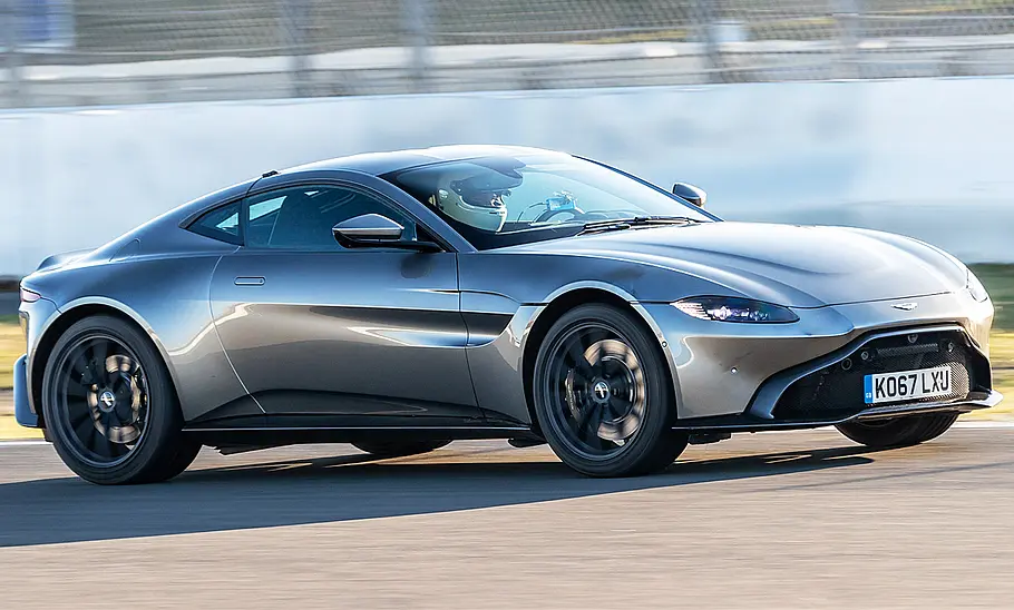 Aston Martin Vantage/Chevrolet Corvette Grand Sport: Test