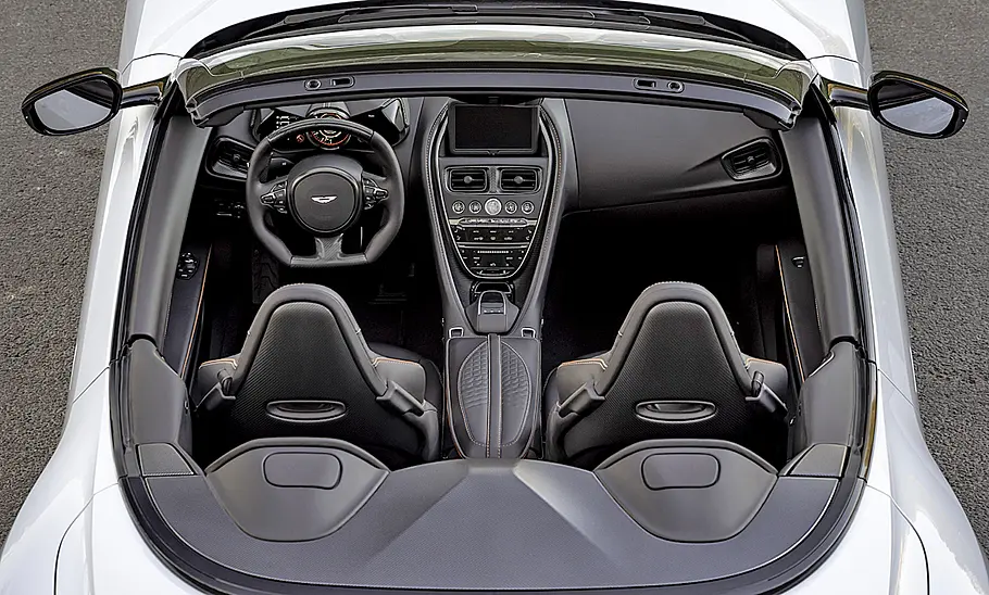 Aston Martin DBS Superleggera Volante (2019) Aston Martin DBS Superleggera Volante (2019)