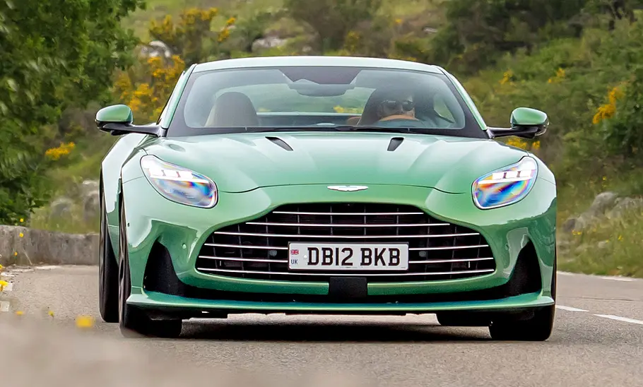 Aston Martin DB12 (2023)