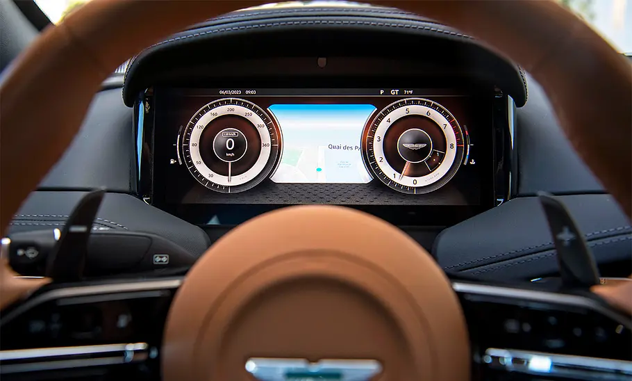 Aston Martin DB12 (2023)