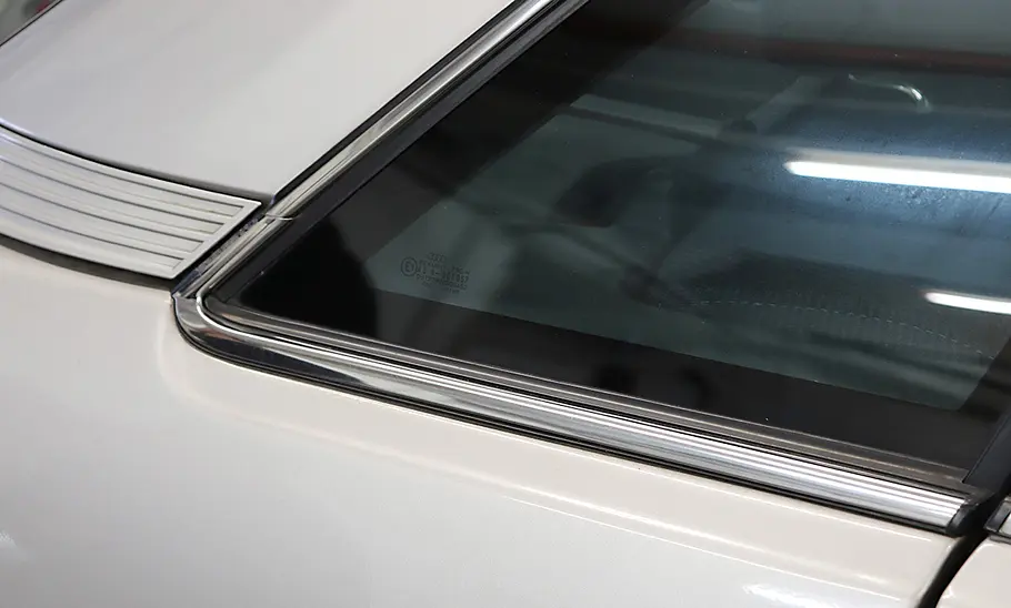 Audi 100 Typ 44 Audi 100 Typ 44 Dreieckfenster hinten