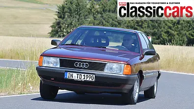Audi 100 Typ 44 Frontansicht fahrend - Foto: AUTO ZEITUNG/Zbigniew Mazar