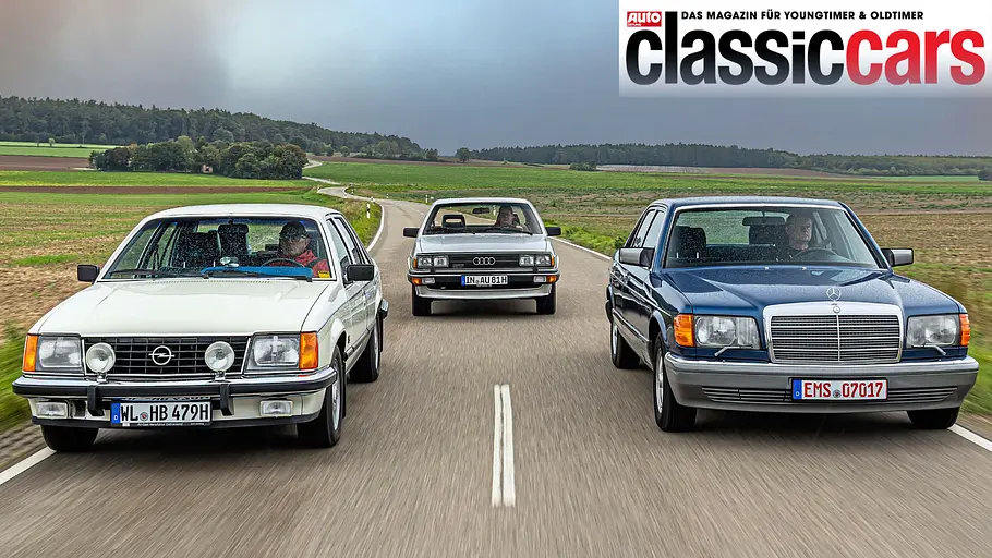 Die Modelle Audi 200 5T, Mercedes 280 SE und Opel Senator A 2.8 S fahrend nebeneinander.