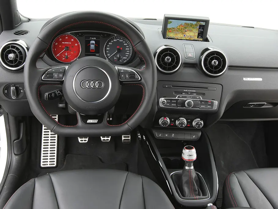 Audi A1 quattro - Cockpit