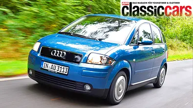 Der Audi A2 fahrend von schräg vorne. - Foto: Dieter Roeseler