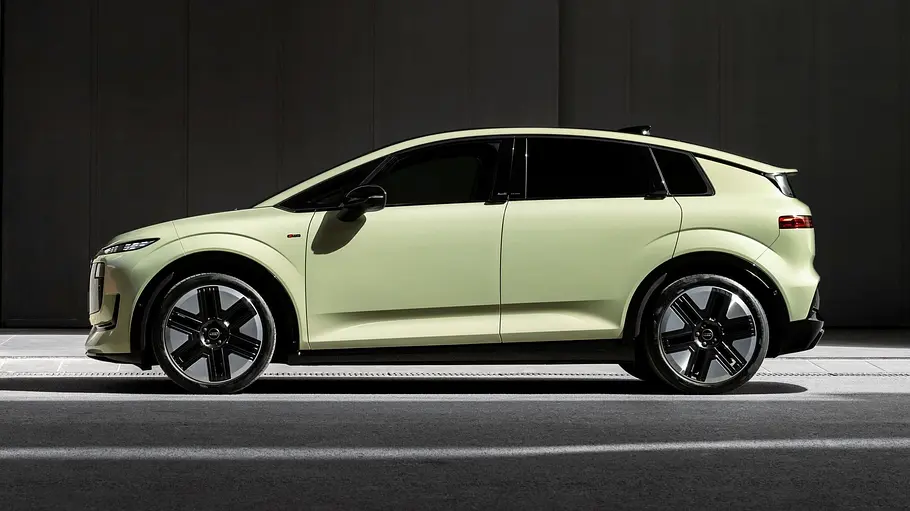Der Audi A2 e-tron statisch im Profil von links.