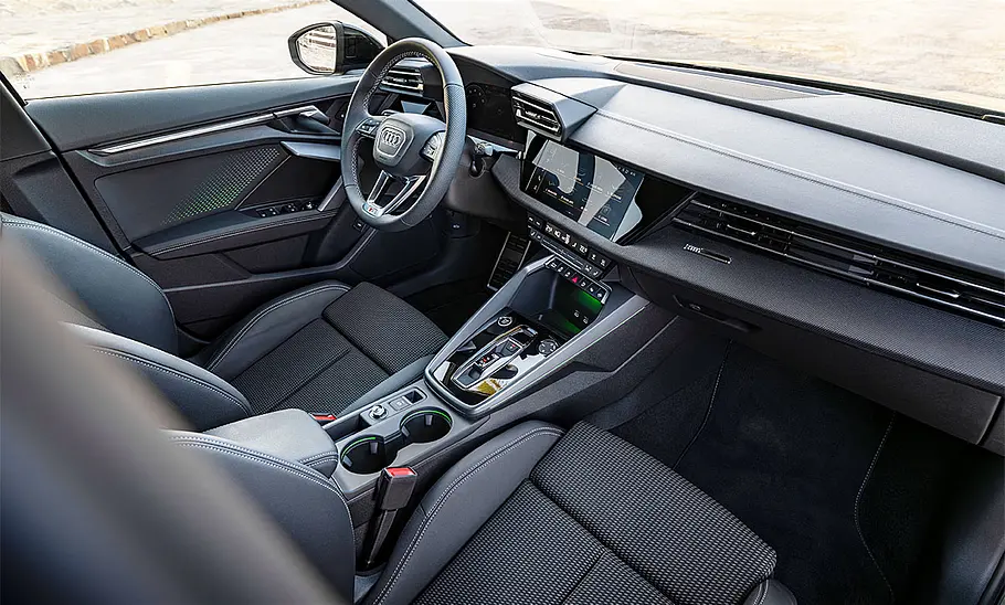 Das Cockpit des Audi A3 Facelift (2024).