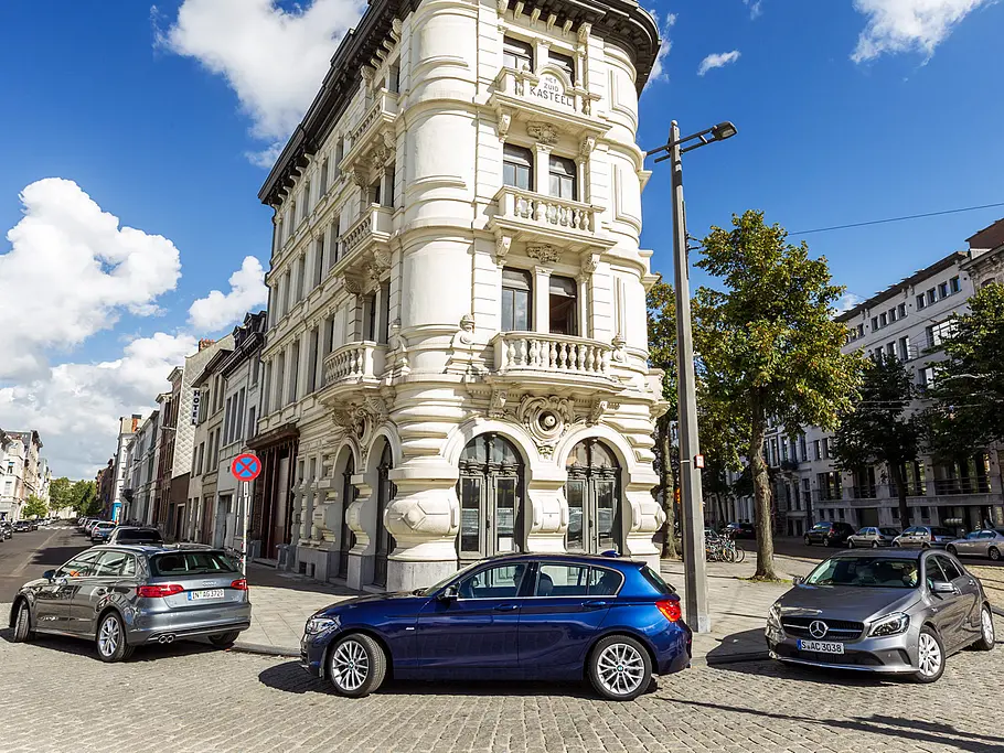 mercedes a-klasse facelift audi a3 sportback bmw 1er