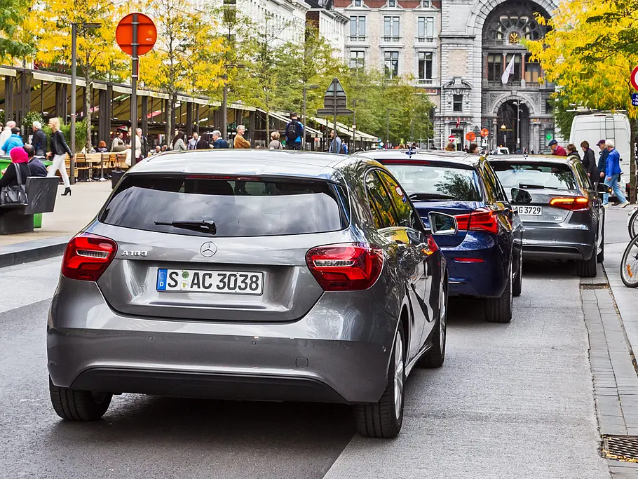 mercedes a-klasse facelift audi a3 sportback bmw 1er