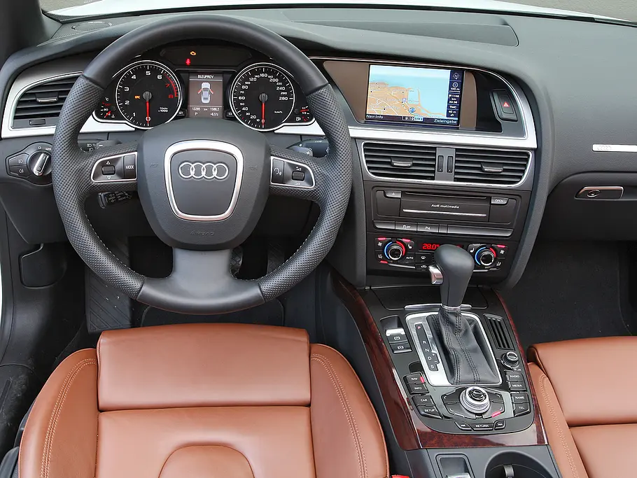 Audi A5 Cabriolet 2.0 TFSI Innenraum
