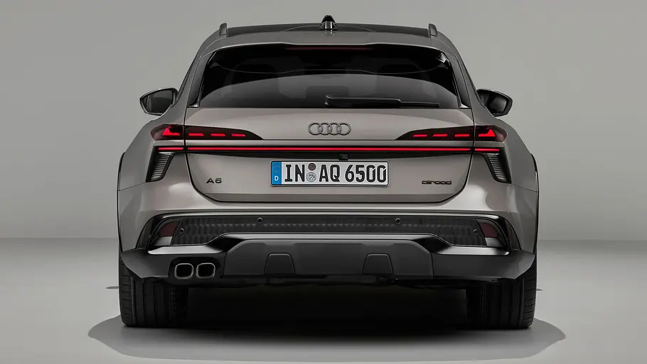 Audi A6 Allroad Audi A6 Allroad statisch von hinten fotografiert.