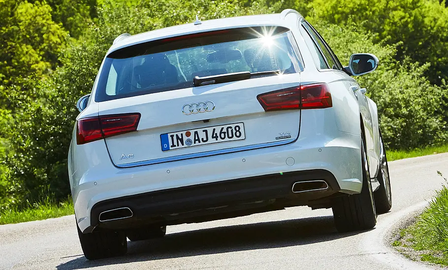 Audi A6 Avant/BMW 530 Touring/Mercedes E 350 T-Modell/Volvo V90 D5