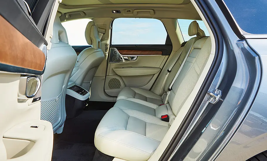Volvo V90 D5
