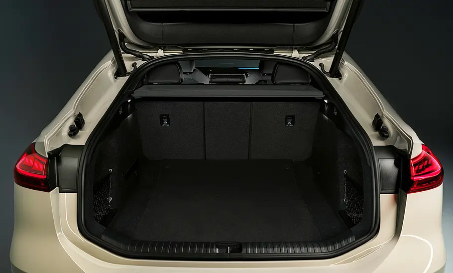 Der Kofferraum des Audi A6 e-tron Sportback (2024).