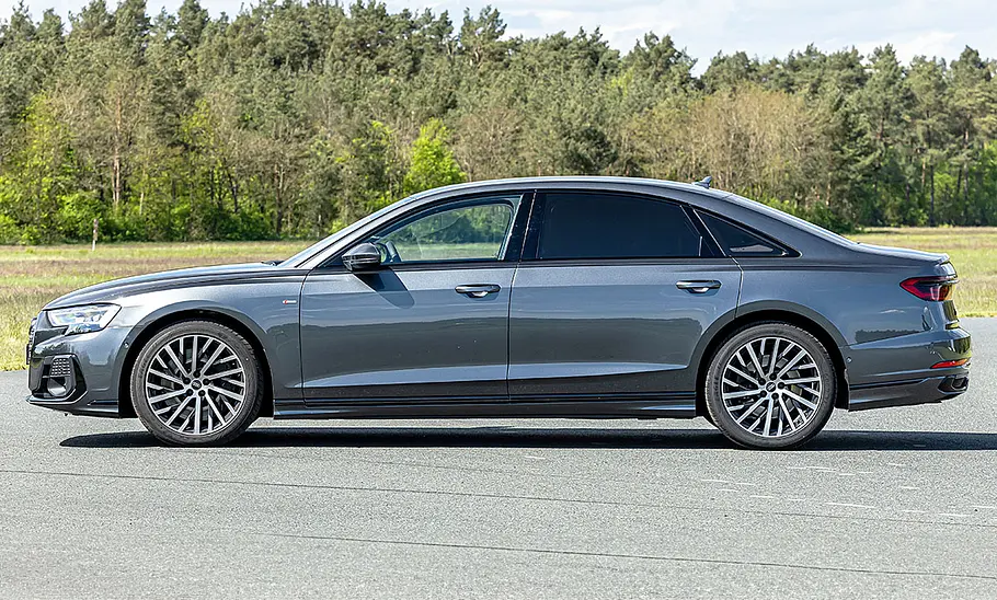 Audi A8 L; statisch von der linken Seite
