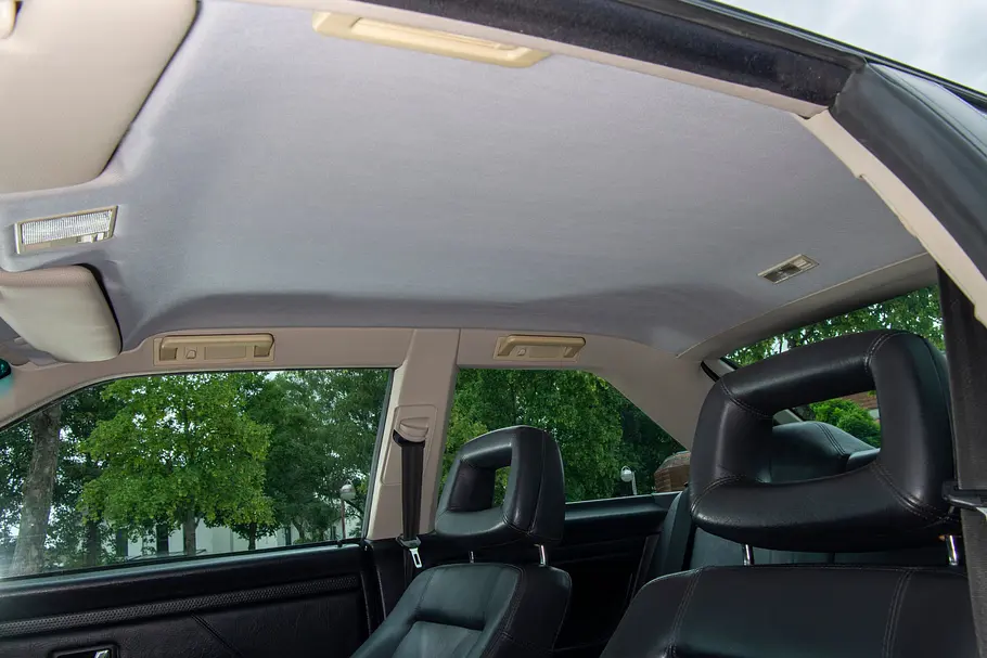 Der Dachhimmel des Audi Coupé (B3)