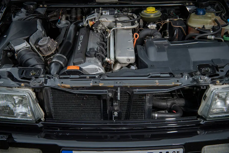 Der Kühler des Audi Coupé (B3)