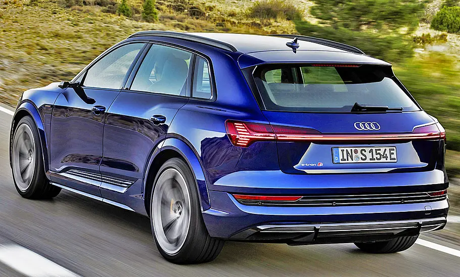 Audi e-tron S (2020)