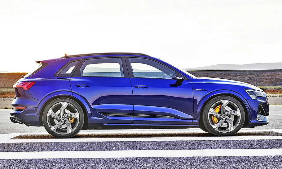 Audi e-tron S (2020)