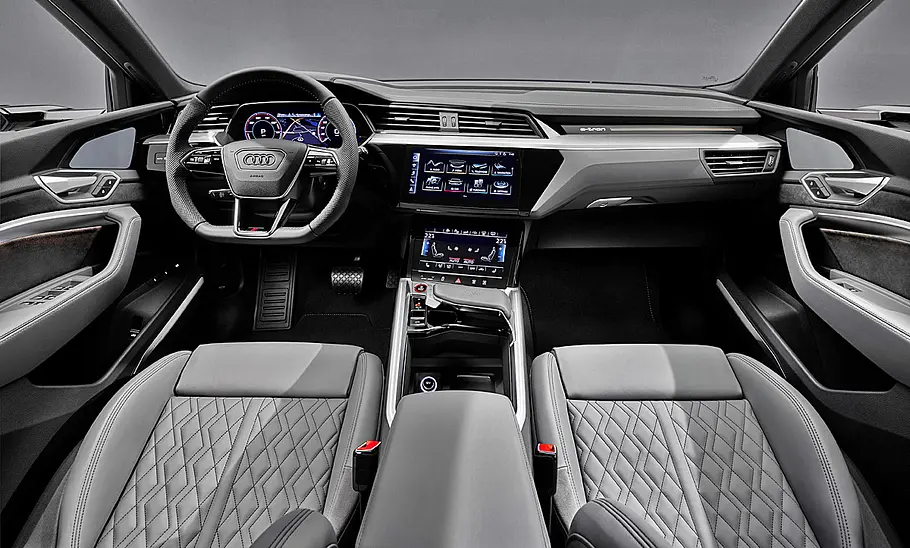 Audi e-tron S (2020)