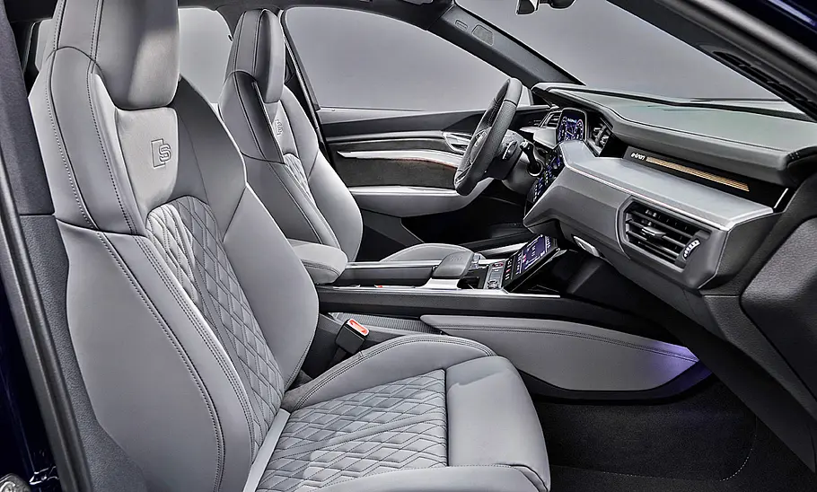 Audi e-tron S (2020)