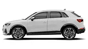 Blick von der Seite auf den Audi Q3. - Foto: Carwow