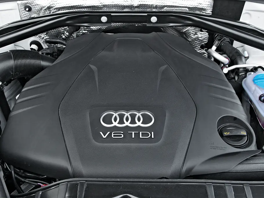 Audi Q5 3.0 TDI clean diesel quattro Markenvergleich Bilder technische Daten Motor