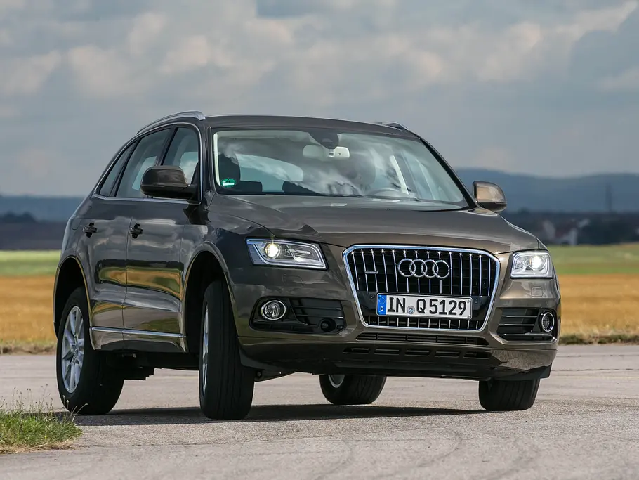 Vergleich: Audi Q3 gegen Q5 Vergleich Q5 2.0 TDI quattro s tronic Diesel Turbo 2013 Test