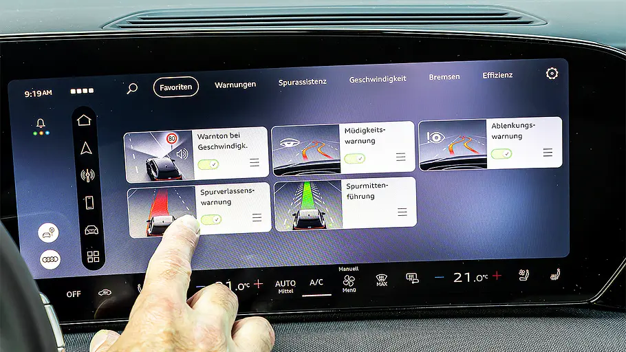 Audi Q7 (2026) Detailansicht auf das Touchfeld des Infotainmentsystems im Innenraum des Audi Q7 (2026).