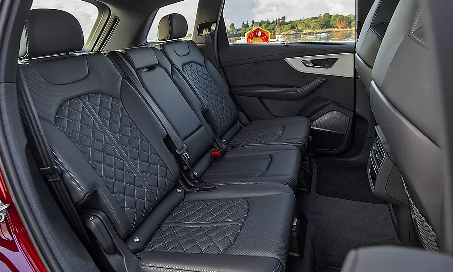 Audi Q7 Facelift (2019) Audi Q7 Facelift (2019)