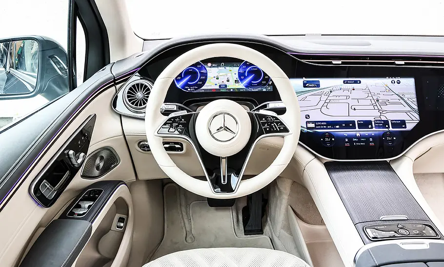 Mercedes EQS SUV