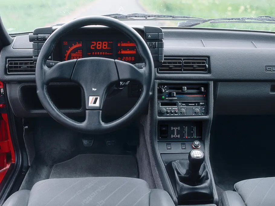 Audi quattro 20V Audi quattro Kaufberatung Youngtimer Bilder Cockpit