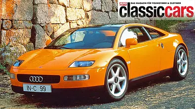 Der Audi Quattro Spyder (1991) stehend von schräg vorne. - Foto: Audi