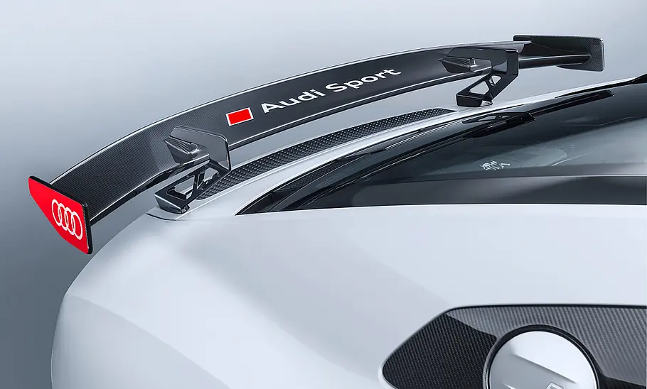 Audi R8 mit Sport Performance Parts