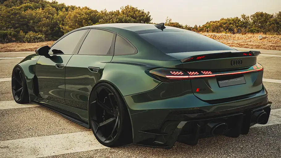 Blick von schräg hinten auf den Audi RS 5 von Ildar Project.