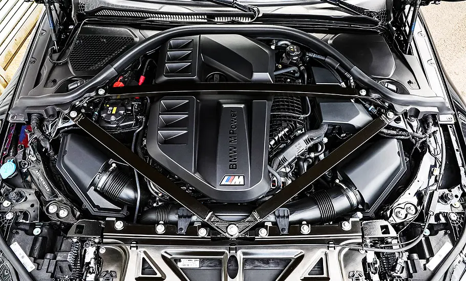 BMW M2; Innenansicht; Motor; Motorraum