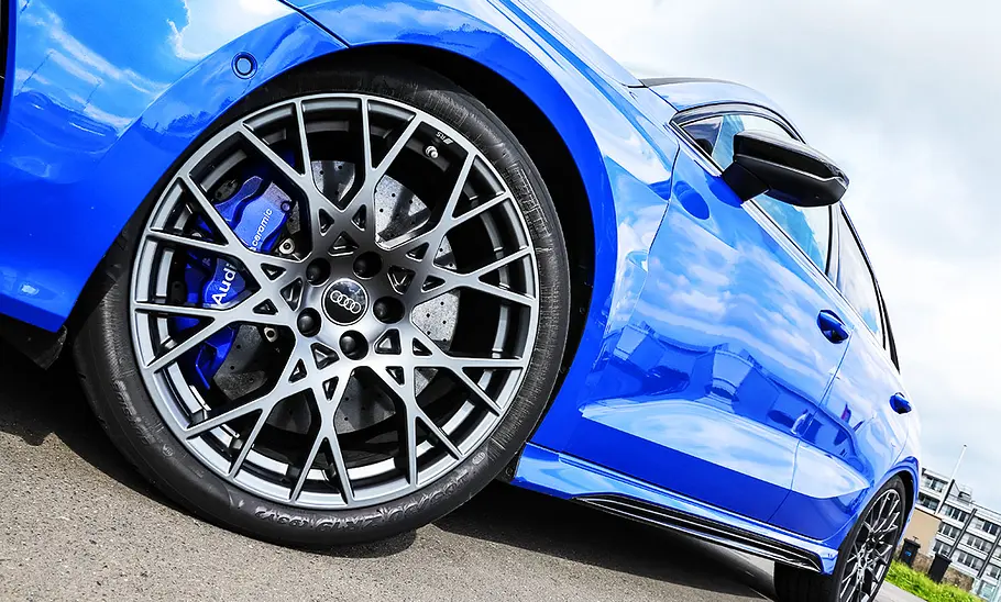 Audi RS 3; stehend; Außenansicht; Detail; Felge