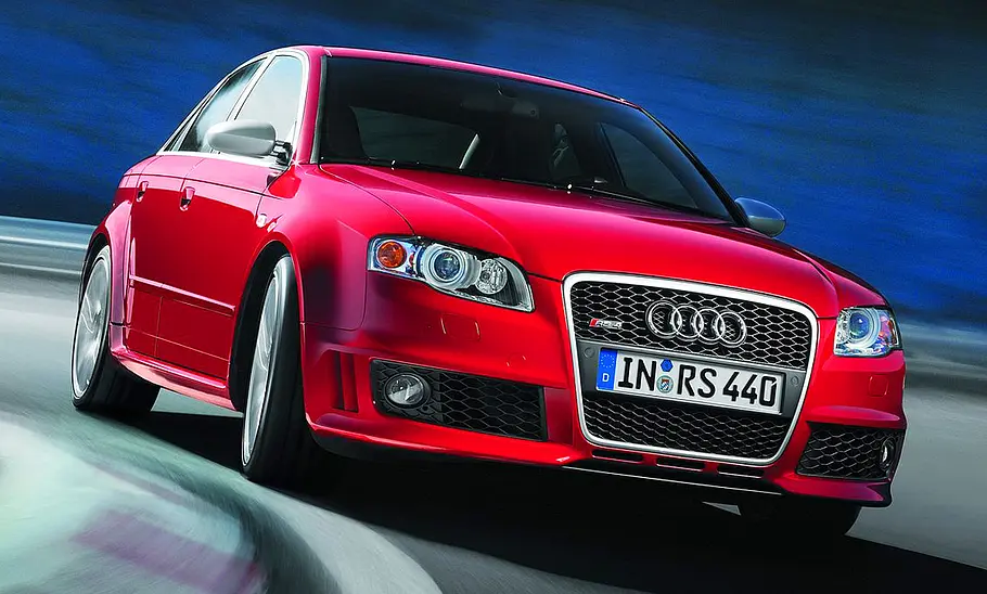 Audi RS4 (2006)