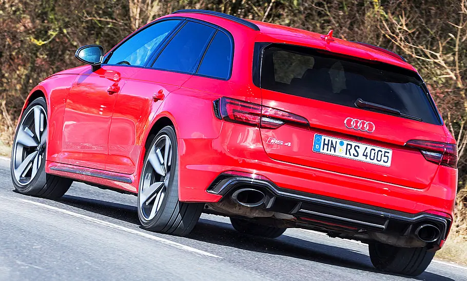 Audi RS 4 Avant Audi RS 4 Avant